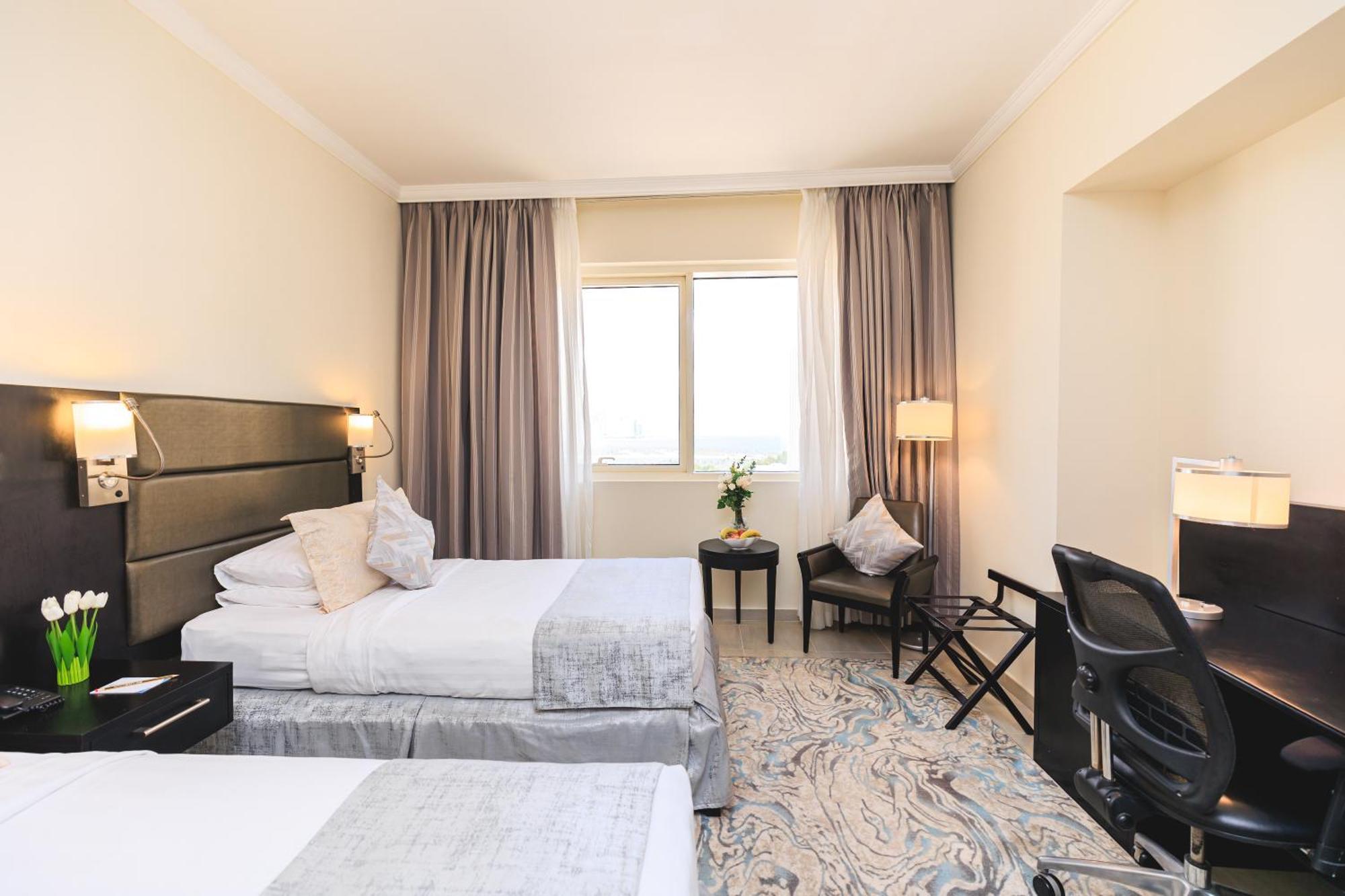 The Royal Riviera Hotel Доха Екстер'єр фото