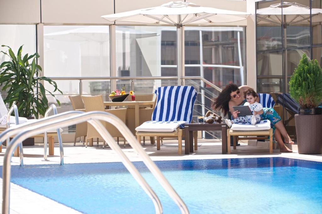 The Royal Riviera Hotel Доха Екстер'єр фото